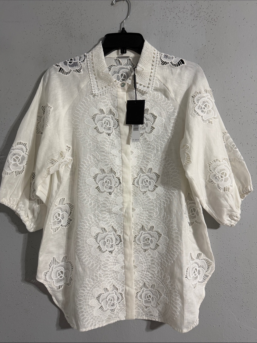 NWT Elie Tahari White Floral Eyelet Button-Up Blouse embroidered